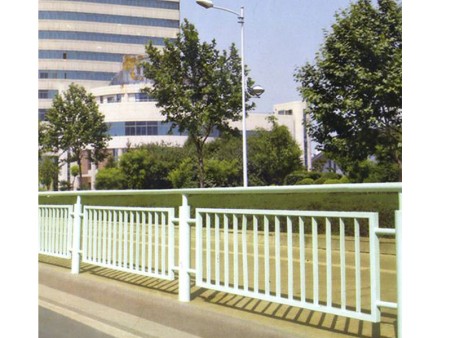 公路護欄